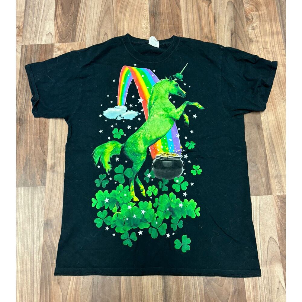 Unicorn Rainbow Irish St Patrick’s Day Mens Tshirt Medium